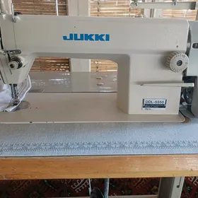 Jukki tikin mașynDDL5550