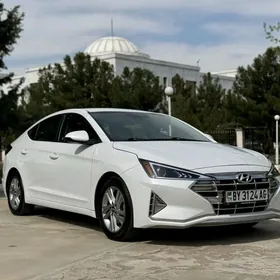 Hyundai Elantra 2020