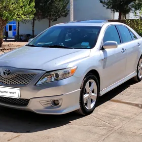 Toyota Camry 2011