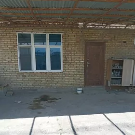 За-мост 2-комнаты 1-й этаж