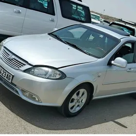 Daewoo Gentra 2014