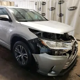 Toyota Highlander 2018