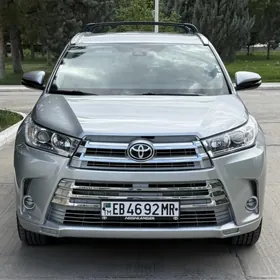 Toyota Highlander 2018