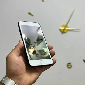 IPhone 7+  128