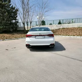 Toyota Avalon 2022