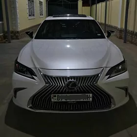 Lexus ES 350 2020