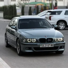 BMW E39 2001