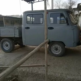 UAZ Profi 2008