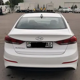 Hyundai Elantra 2018