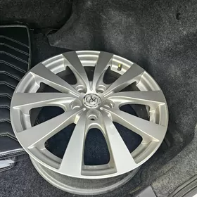 R17 disga Corolla
