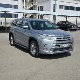 Toyota Highlander 2017