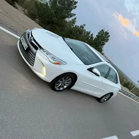 Toyota Camry 2017