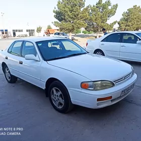 Toyota Camry 1992