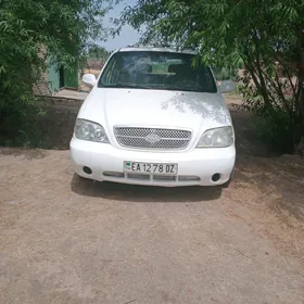 Kia Carnival 2005