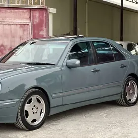 Mercedes-Benz C320 1998