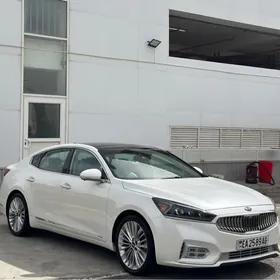 Kia Cadenza 2017