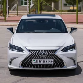 Lexus ES 350 2021
