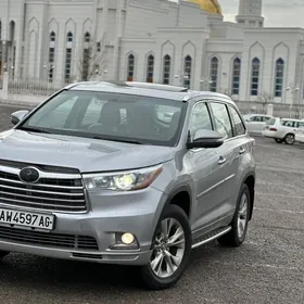 Toyota Highlander 2016