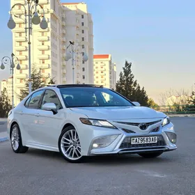 Toyota Camry 2020