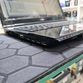 i7 3 gen  Fujitsu