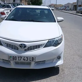 Toyota Camry 2013