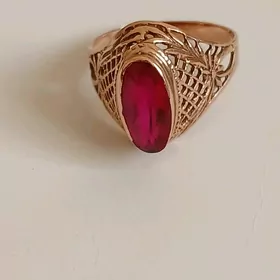 gyzyl. yuzuk