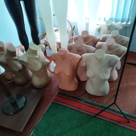 maneken,bukja,maniken,mankens