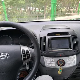 Hyundai Elantra 2010