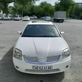 Mitsubishi Galant 2006