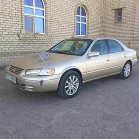Toyota Camry 1998