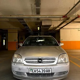Opel Vectra 2004