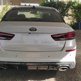 Kia Optima 2020