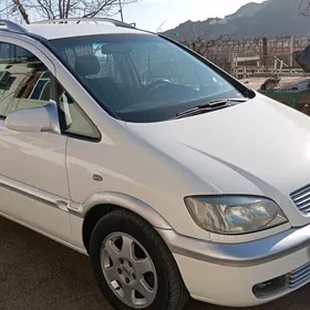 Opel Zafira 2001