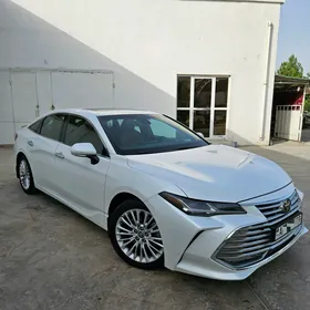 Toyota Avalon 2022
