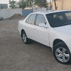 Toyota Camry 1993