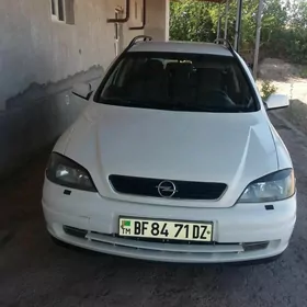 Opel Astra 2003