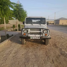 UAZ 469 1999