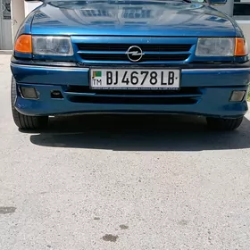 Opel Astra 1993