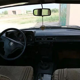 Gaz 24 1992
