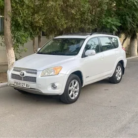 Toyota RAV4 2010