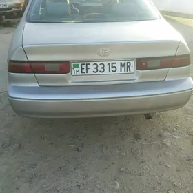 Toyota Camry 1998