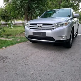 Toyota Highlander 2011