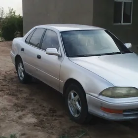 Toyota Camry 1991