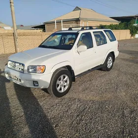 Nissan Pathfinder 2004