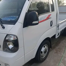 Kia Bongo 2018