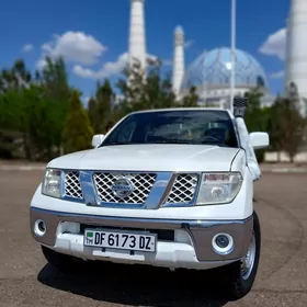 Nissan Navara 2012