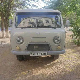UAZ Profi 1999