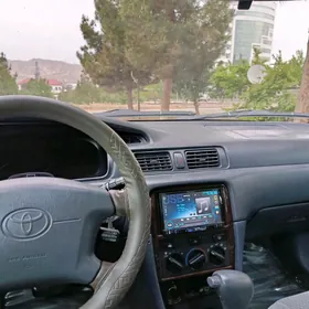 Toyota Camry 2001