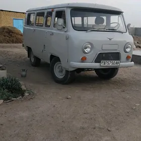 UAZ 2206 1999