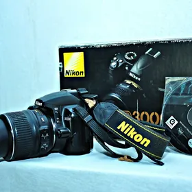 Nikon D3000